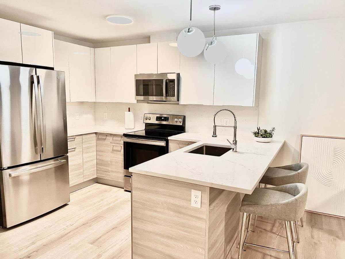 Modern 2 Bed Furnished Apartment In クインシー エクステリア 写真